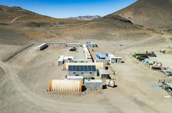 64d4bdb77575a_570_376!